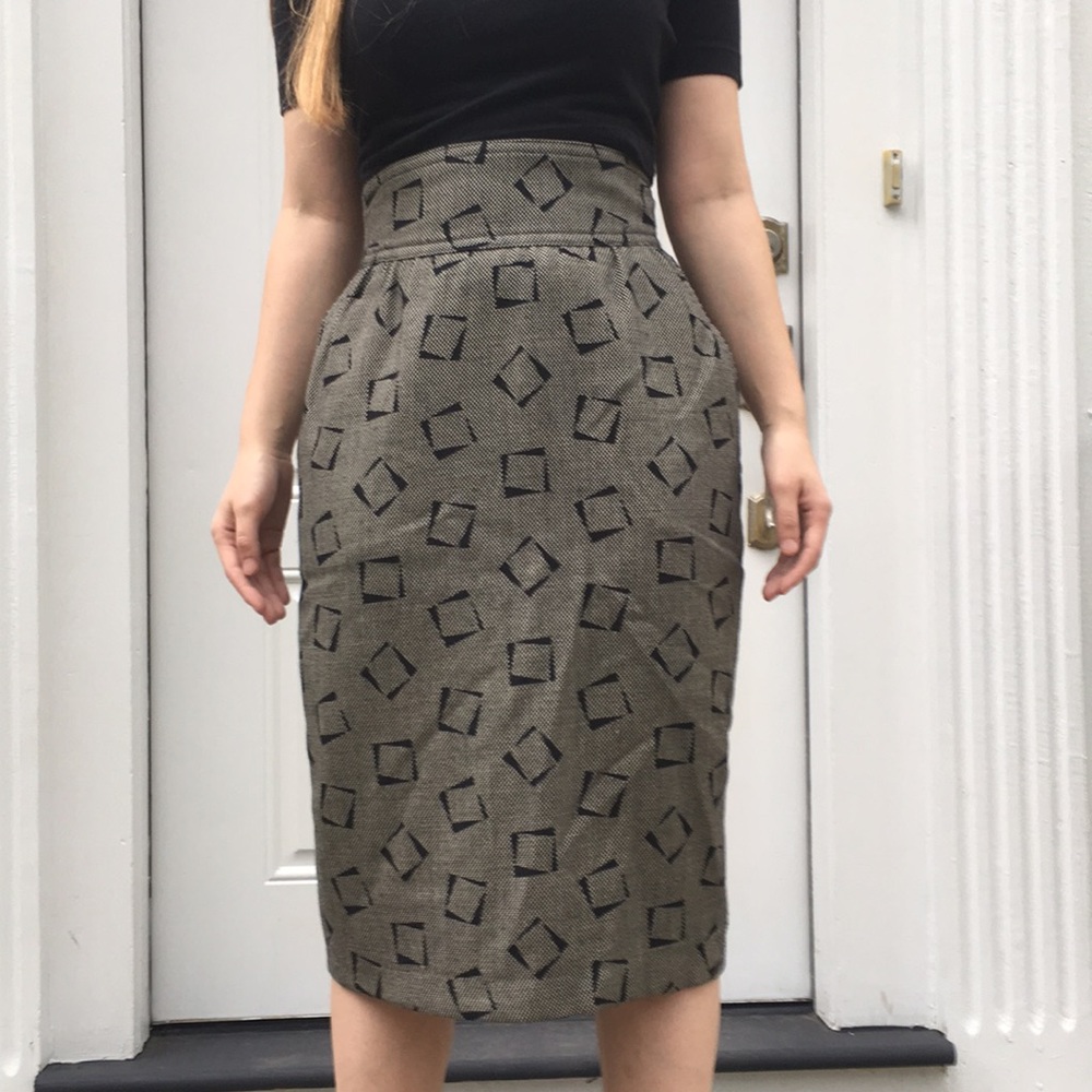 ESCADA fitted printed pencil skirt - Picture 2 of 5